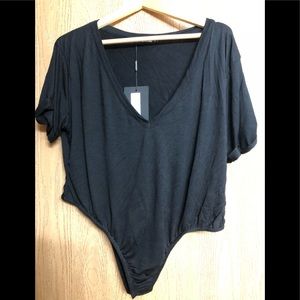 Bodysuit Short Sleeve Scoop V-Neck